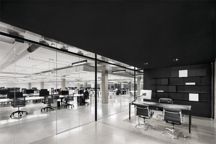 SSENSE - Thiết kế nội thất văn phòng hiện đại và tối giản 6