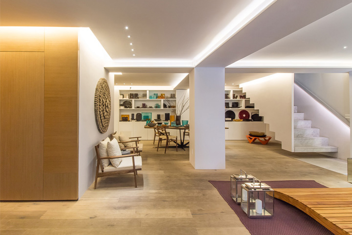 Ezequiel Farca - Gỗ và đá cẩm thạch trong thiết kế nội thất showroom 1