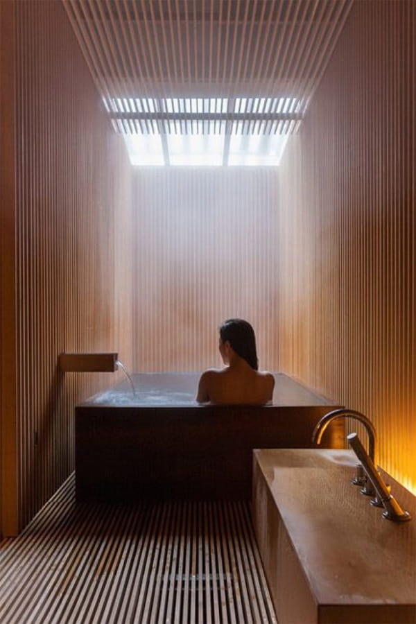 Phòng ngâm tắm trong spa phong cách Nhật Bản