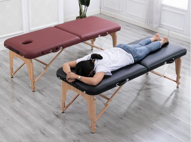 Giường vali massage gấp gọn được nhiều spa tin dùng bởi sự tiện dụng